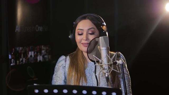 Yulduz Turdiyeva - Nanasi bor (jonli ijro) | Юлдуз Турдиева - Нанаси бор (жонли ижро) смотреть онлайн