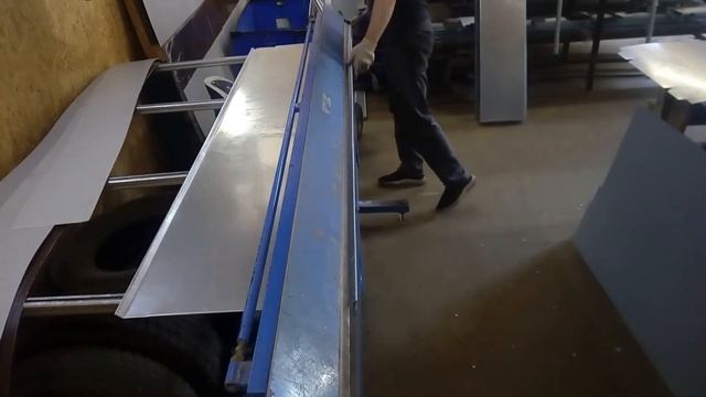 Изготовление парапета. Оцинковка 0,7мм. смотреть онлайн