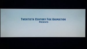 Opening to Ice Age 4: Continental Drift UK DVD (2012)