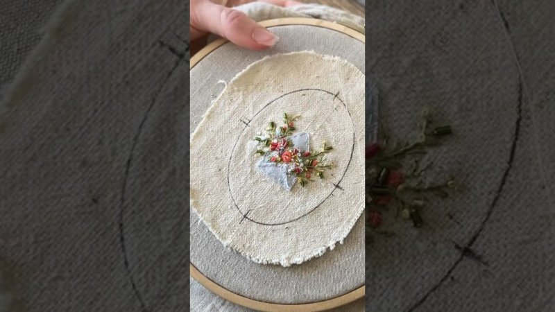 #embroidery #вышивка #embroiderytutorial #handmade #вышивкагладью #embroideryflowers #diy #knitting