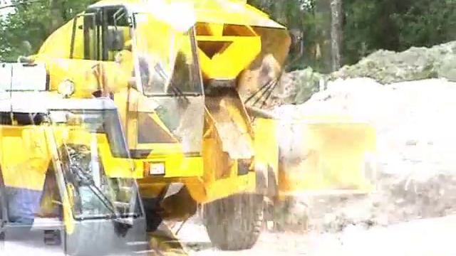 Автобетоносмеситель с самозагрузкой scout_5500.wmv