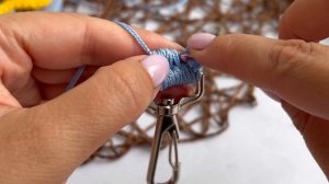 Вы не поверите как легко вяжутся эти ручки для сумки, рюкзака крючком. Тунисское вязание крючком.