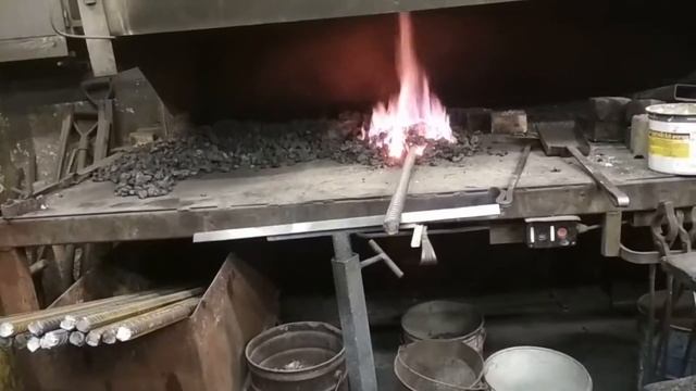 Кузнечные будни | 01 | Куем ломы