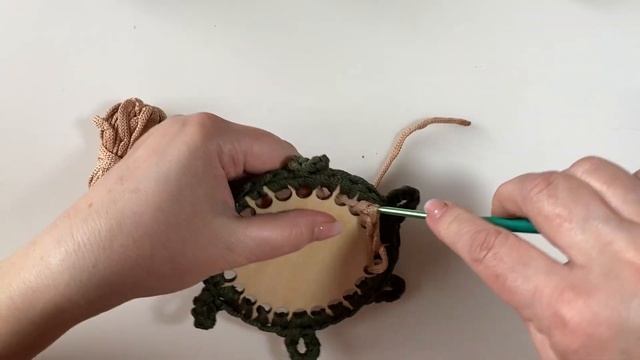 Бутылочница крючком из остатков. Убьем двух зайцев!!! смотреть онлайн