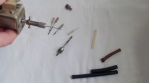 Самый простой.Сверлильный патрончик из бросовых материалов.