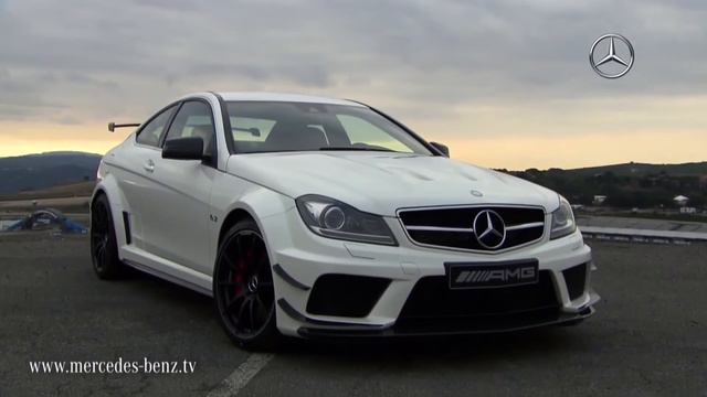 Mercedes-Benz C 63 AMG Black Series Coupé смотреть онлайн
