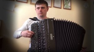 В землянке ☀️ Как прекрасно звучит баян вздыхая бархатными басами!