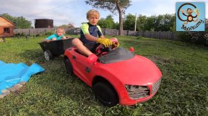 Дети и Машина. Диана и Даня делают бассейн для игрушек. МанкиТайм