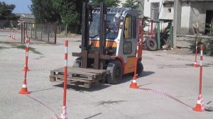 ВИЛОЧНЫЙ ПОГРУЗЧИК . Обзор Обучение на карщика. Красноперекопск ЧАСТЬ 2