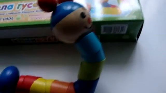 Видеообзор детская игрушка - Деревянная игрушка Гусеница