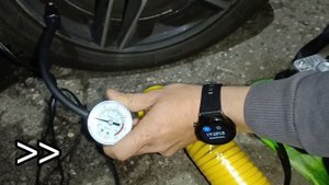 Качаем полностью спущенное колесо R16 компрессором Циклон