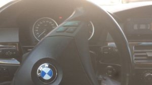 БМВ е60 - Странный звук при вращении руля (BMW e60 strange noise from steering wheel)