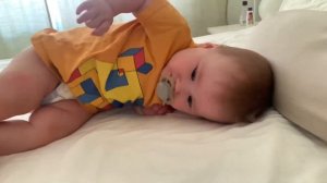 Малыш не хочет сосать соску ? Дэнни против пустышек ? Кексу 6 месяцев ? Будни мамы в Швеции