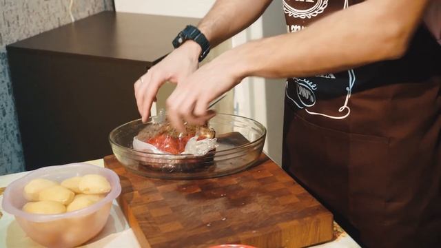 Венгерский гуляш. Обзор Сербского ножа от кузницы "Железные братья". Новинка 2020 г. смотреть онлайн