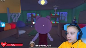 СУМАСШЕДШАЯ БАБУЛЯ против НАС в РОБЛОКС Страшная История Grandma Visit Story