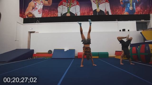 ЧТО БУДЕТ, ЕСЛИ ПРОСТОЯТЬ НА РУКАХ 60 МИНУТ ft Никита Нагорный смотреть онлайн