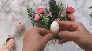 Пасхальное украшение корзины