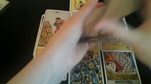 Онлайн гадание "ХОЧЕТ ЛИ УВИДЕТЬСЯ СО МНОЙ??ДУМАЕТ ЛИ ОБО МНЕ?????"