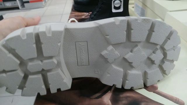 Магазин Кари?ЗАВАЛИЛО НОВИНКАМИ‼️ ШИКАРНАЯ КОЛЛЕКЦИЯ НА ЗИМУ‼️ Тренды 2023 АКЦИИ И СКИДКИ В КАРИ смотреть онлайн