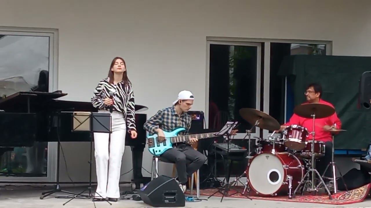 Квартет Дианы Кубасовой#джаз #музыка #концерт #выходные #природа #openair(3) смотреть онлайн