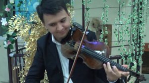 Виртуозная игра на скрипке. Viorist din taraful lui Igor Cuciuc. Ciocarlia