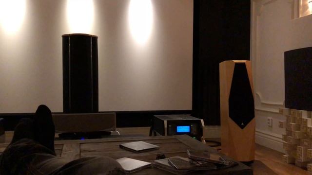 Mcintosh/Avalon Indra смотреть онлайн