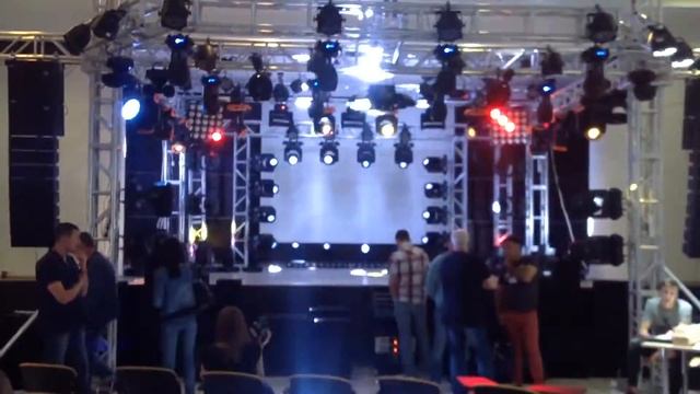 BEATLOVESKY Конференция по шоу-технике в Одессе. Работа световой техники на центральном стенде. смотреть онлайн