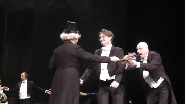 Веер леди Уиндермир смотреть онлайн