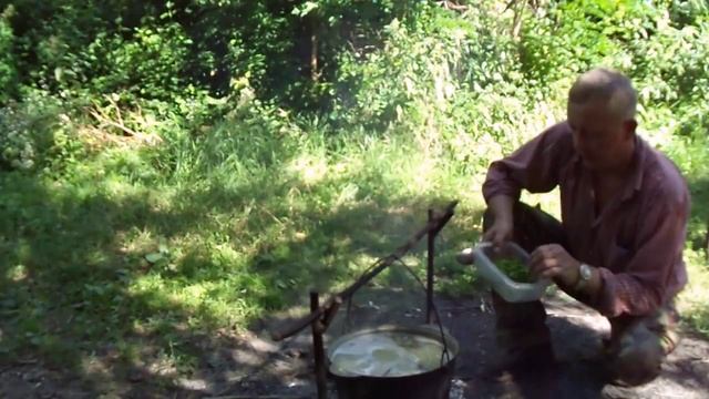 Ловля голавля на донную удочку, на горох. Уха. Рыбацкий салат... смотреть онлайн