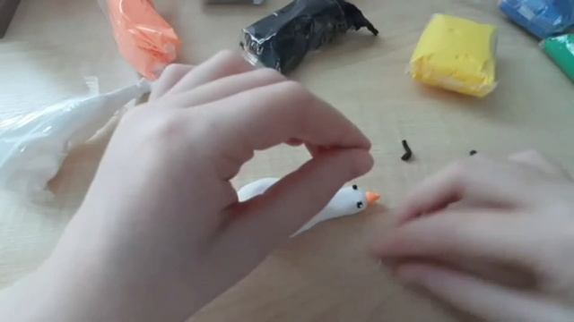 Лепим ГУСЯ ОБНИМУСЯ из воздушного пластилина: простой мастер-класс!