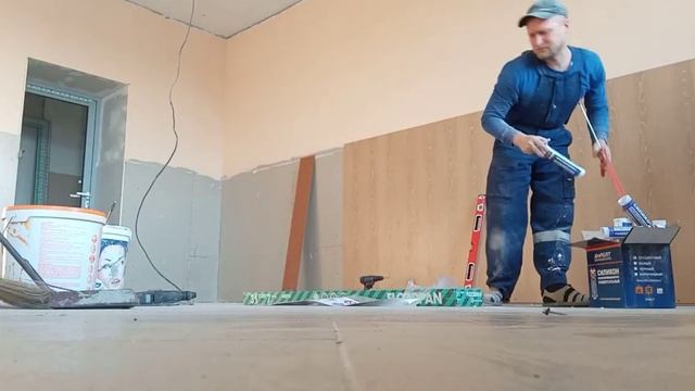 Клеим ламинат на стену смотреть онлайн