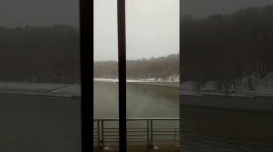 Осторожно двери закрывается. Следующая станция Спортивная.