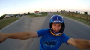 НАВАЛИВАЕМ НА ЗАДНЕМ КОЛЕСЕ НА МОТОЦИКЛЕ | ЯВА ПОД Stunt|