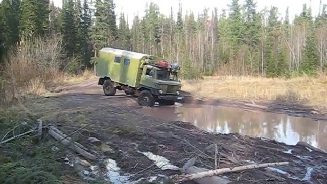 Покатушки реал триал Разбитая дорога Газ 66 спокойно делает свою работу Грузовик Газ 66 смотреть онлайн