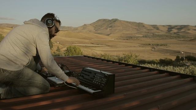 "My Skyline" | On the roof #1 смотреть онлайн