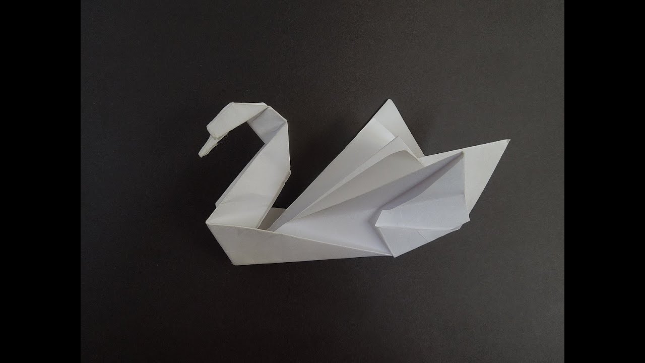 Отчетливые линии и нежное изгибы: научитесь делать лебедя из оригами