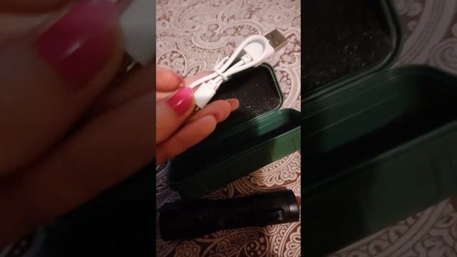 Компактный и мощный ручной фонарик смотреть онлайн