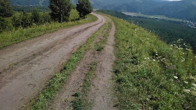 Гора Чёртов палец. Горный Алтай. Вершина и спуск.
