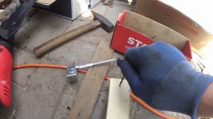 Крепление водосточных труб в OSB