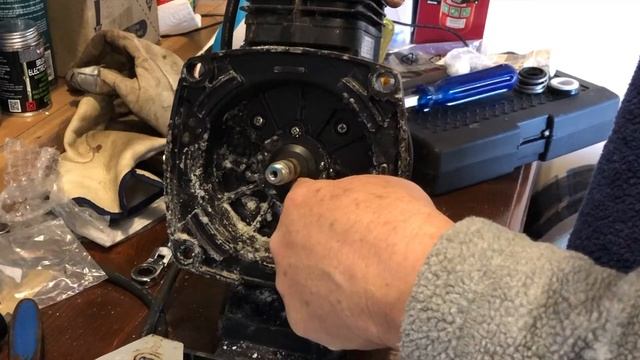 Replace Mechanical Seal in Swimming Pool Pump. Spa Motor leaking? New seal Installation. How to смотреть онлайн