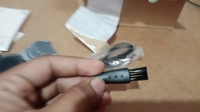 Philips bread trimmer 1000 series . model BT1232 /15 Good features this model . for children safety смотреть онлайн