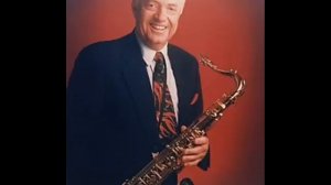 Benny Hill Theme - Boots Randolph - Yakety Sax