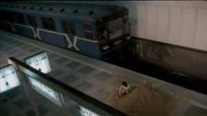 Момент из Ералаша с составом типа номерной 81-717/714.