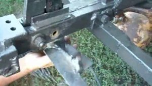 Приспособа для уборки сорняка на картошке после скашивания