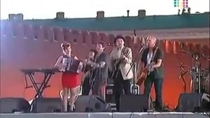 Гарик Сукачев и Неприкасаемые  - А за окошком месяц май (2010)