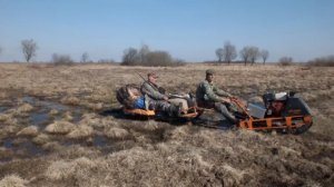 Мотобуксировщик Тофалар по болоту