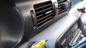 Установка планшета в автомобиль Шкода Октавия.
