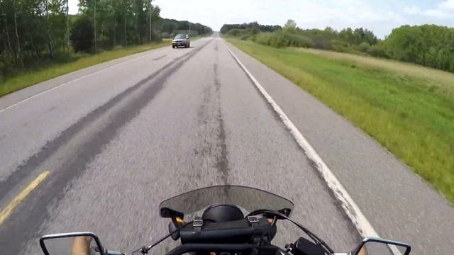 Honda Shadow Phantom 750 Speeding Down a Country Road смотреть онлайн