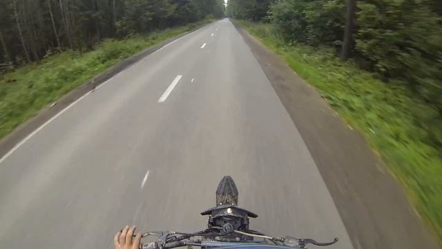 Езда на кроссачах по лесу смотреть онлайн