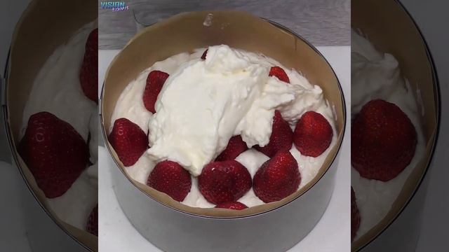 БИСКВИТНЫЙ ТОРТ с КЛУБНИКОЙ. Наслаждение для глаз и рта от Vision town